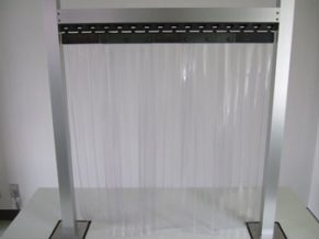 耐寒透明ノレン　2mm厚　200mm幅　リブ付　B型固定式ハンガー