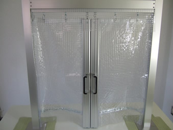 透明糸入り静電防炎カーテン 取手金物仕様の画像1